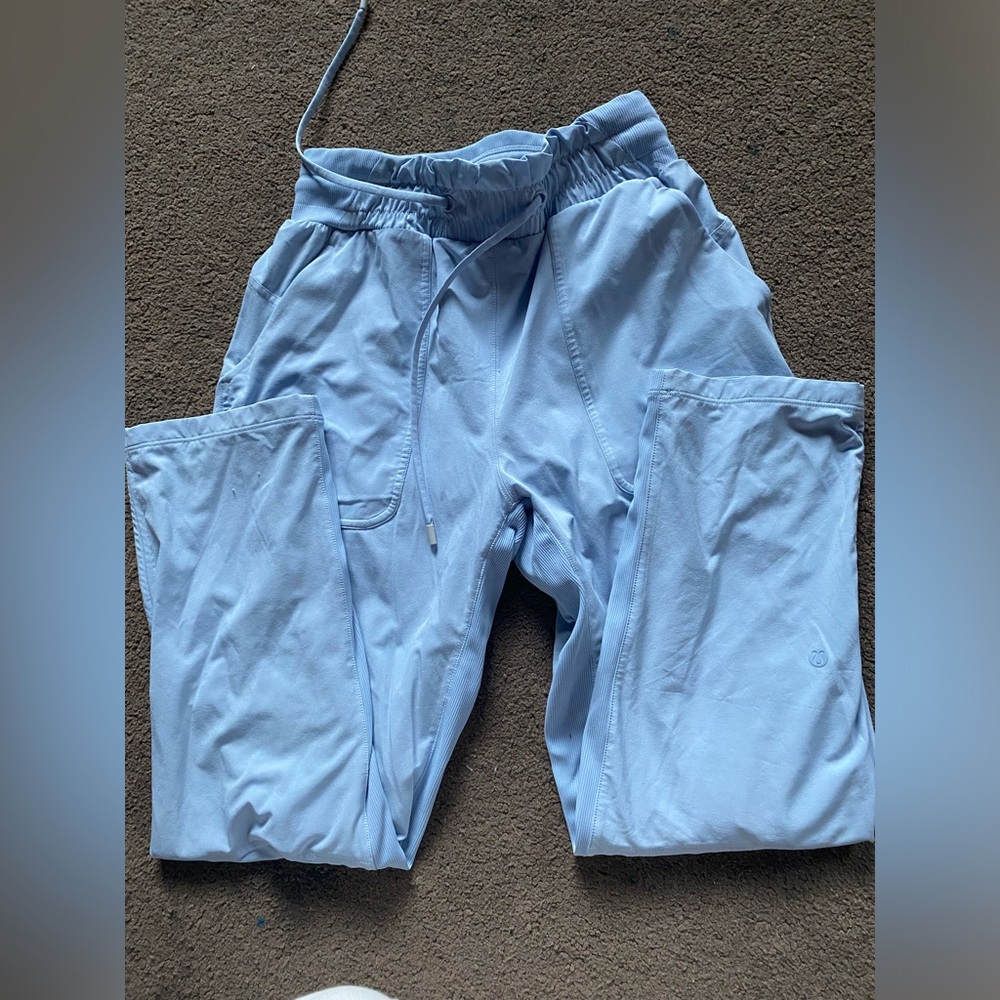Lululemon Dance Studio Mid-Rise Cropped Pant